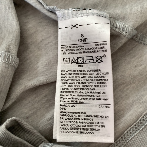 GapFit Breathe Lightweight Grey Knit Cross-Back Top - Picture 8 of 8